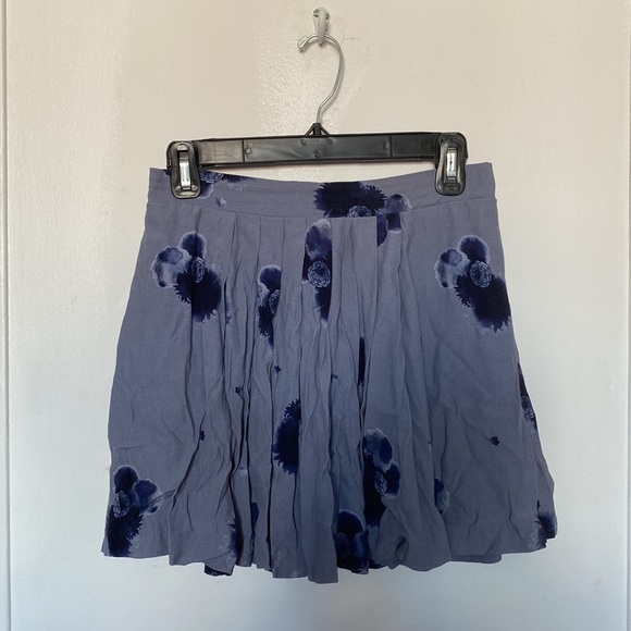 Sunday Best Skirt blue floral - Picture 1 of 3